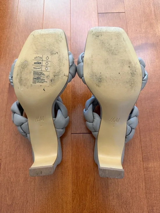 H&M Braided Double-Strap Slide Mules in Light Taupe - Picture 2 of 7